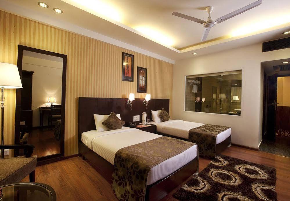 Hotel Asia Jammu Tawi Katra  Eksteriør bilde